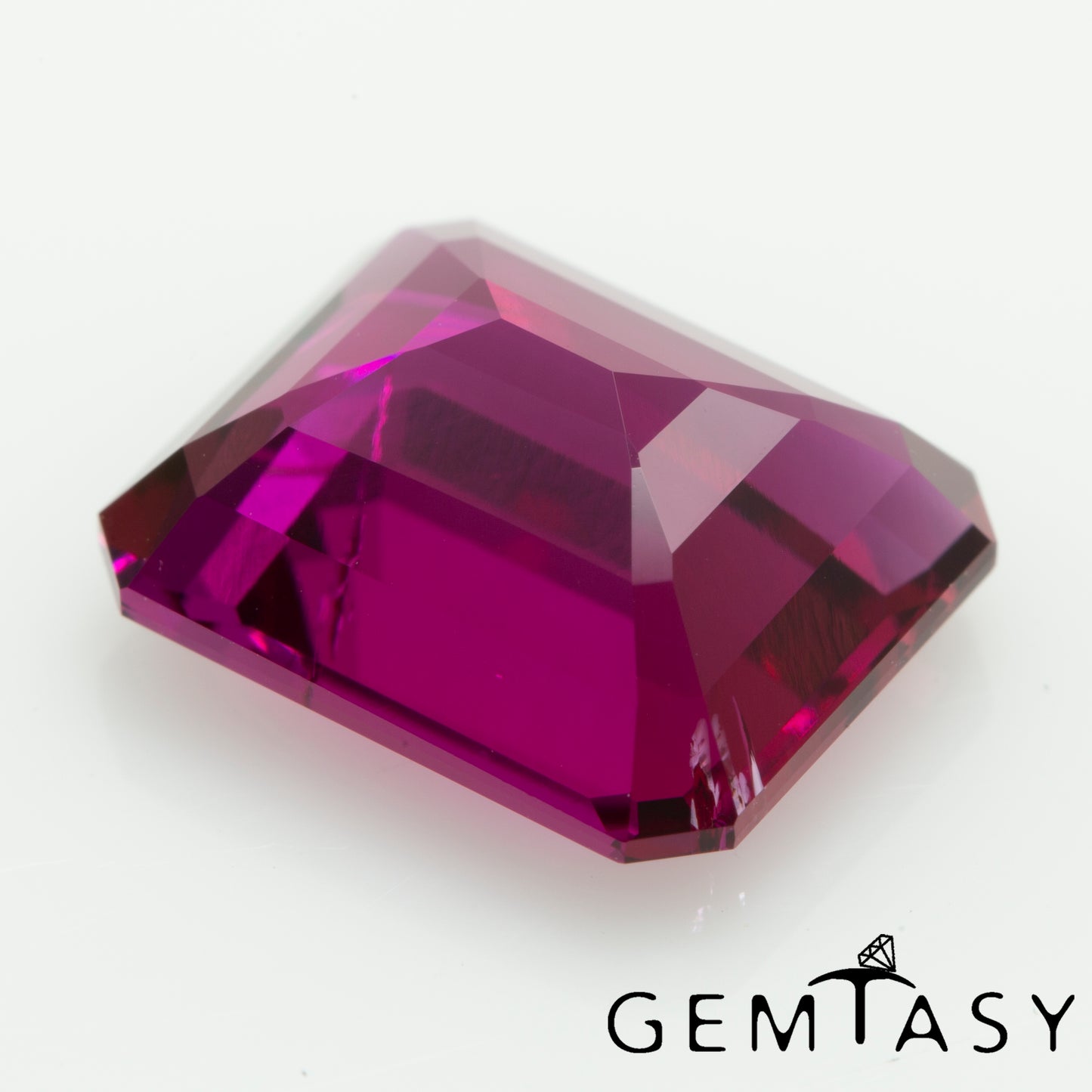 Cut stone - Red Beryl hydrothermal lab grown, facet Octagon 12x10mm 5.51-5.96ct