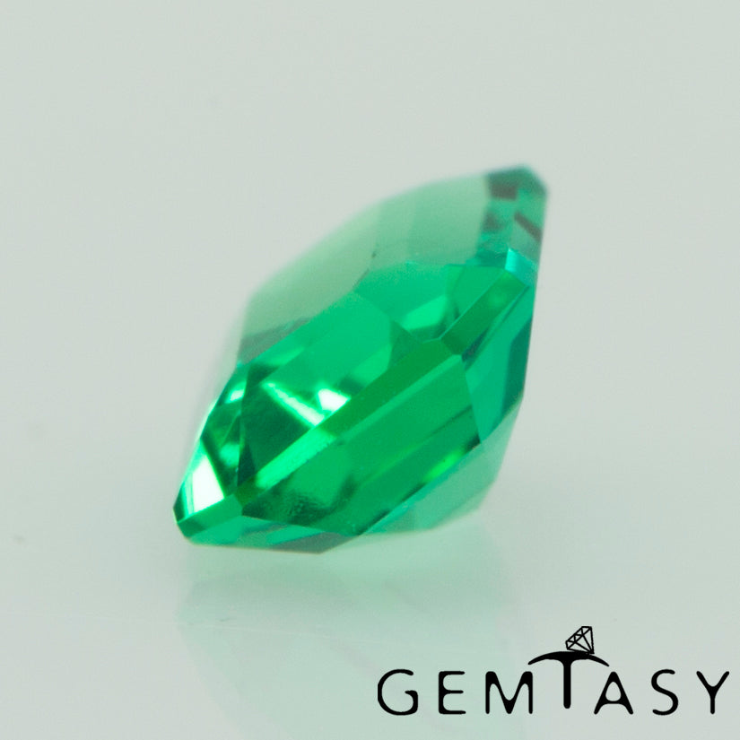 Piedra tallada - Esmeralda cultivada en laboratorio hidrotermal colombiano, faceta Octágono 4x3mm 0,13-0,16ct