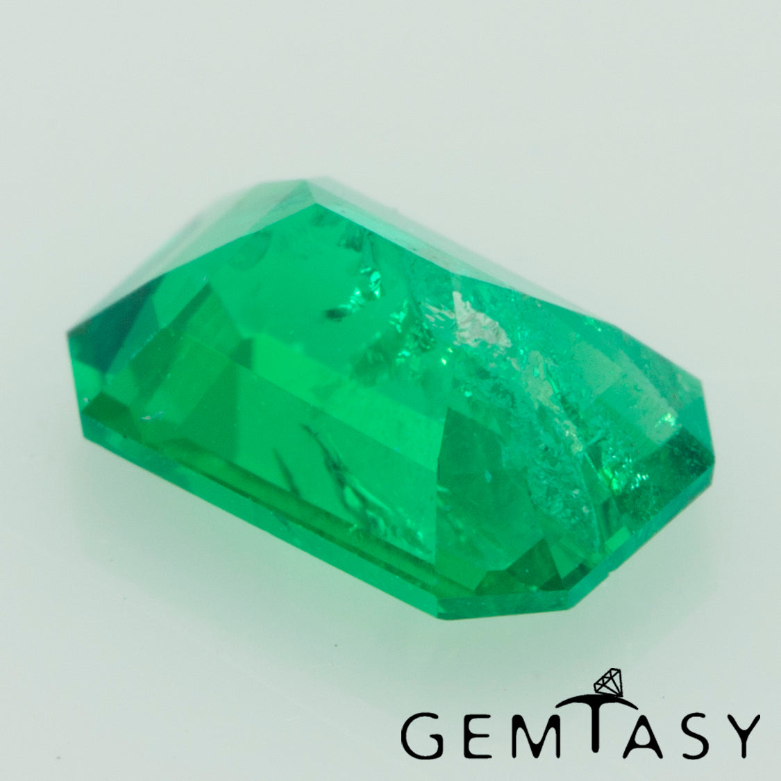 Piedra tallada - Esmeralda colombiana cultivada en laboratorio hidrotermal, facetada octogonal, 6x4 mm, 0,42 ct