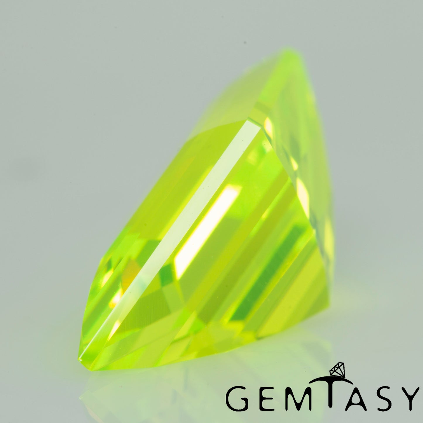 Cut stone - LuAG Yellow neon Czochralski (Pulled) lab grown, facet Lozenge cut 17x11mm 11.34-11.91ct
