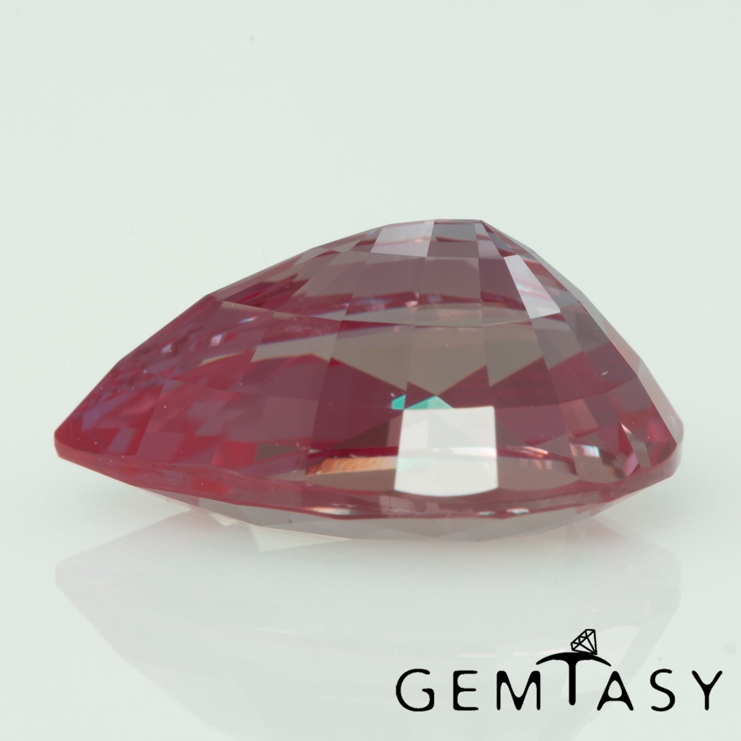 Piedra tallada - Alejandrita Czochralski (Extraída) cultivada en laboratorio, facetada Pera 13x9mm 4,89-5,44ct