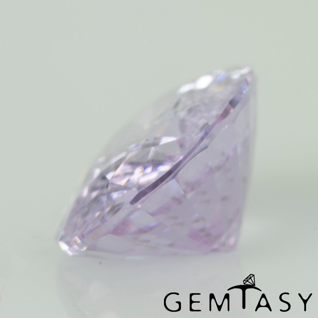 Piedra tallada - Zafiro Violeta Czochralski (Extraído) cultivado en laboratorio, facetado Ovalada 9x7mm 2,36-3,05 ct