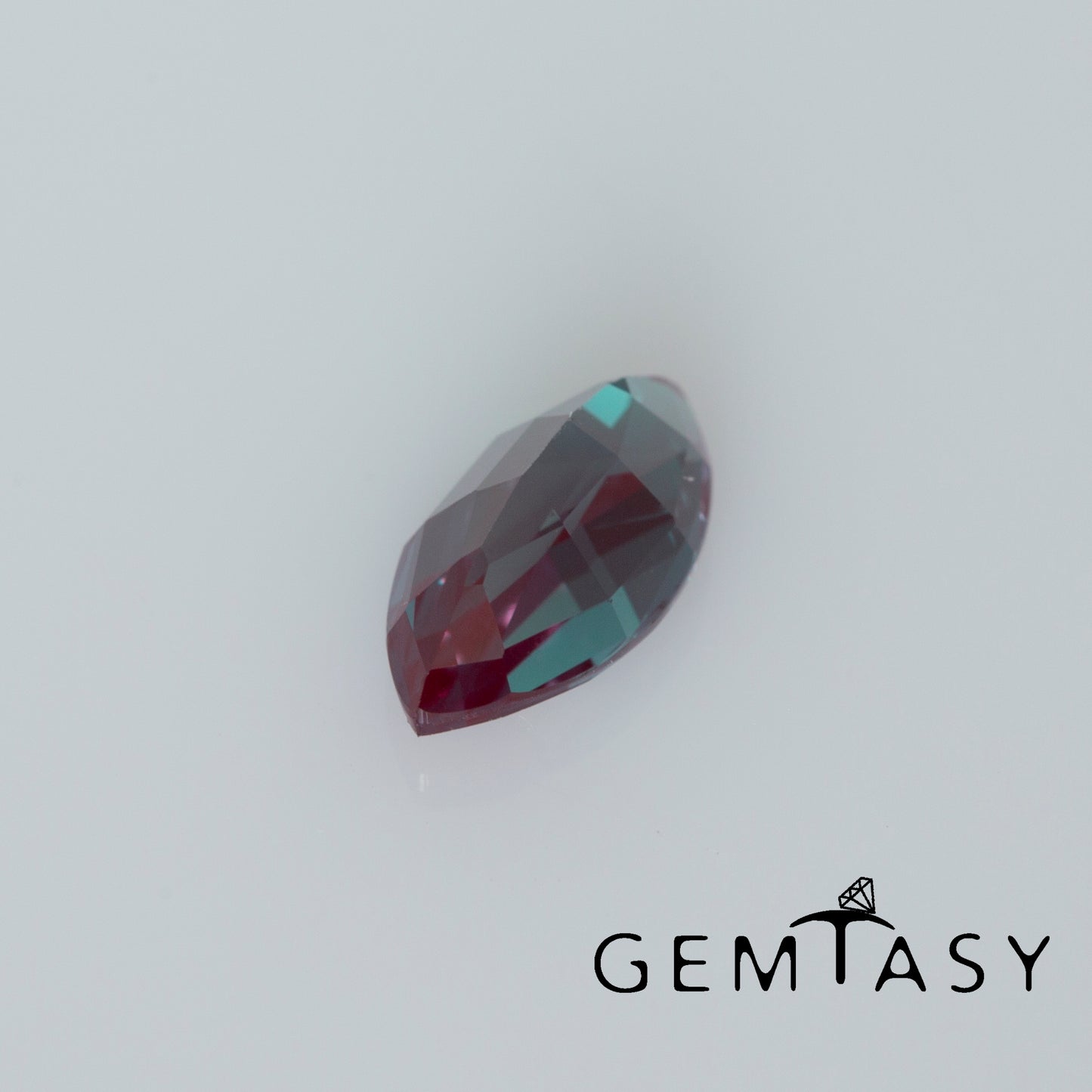 Pierre taillée - Alexandrite Czochralski (Tirée) cultivée en laboratoire, facette Marquise 10x5mm 1.50-1.55ct