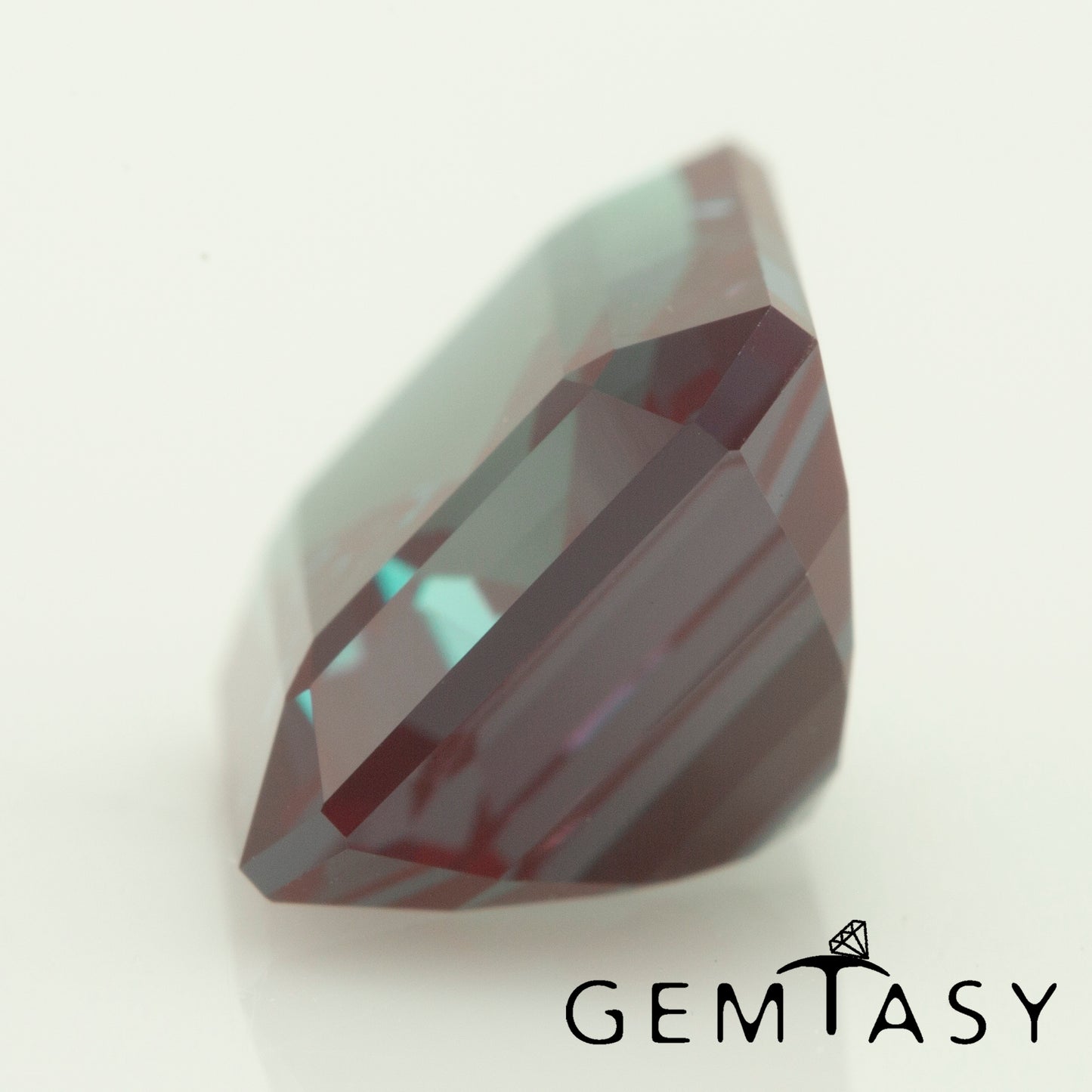 Cut stone - Alexandrite Czochralski (Pulled) lab grown, facet Octagon 10x8mm 4.11-4.53ct