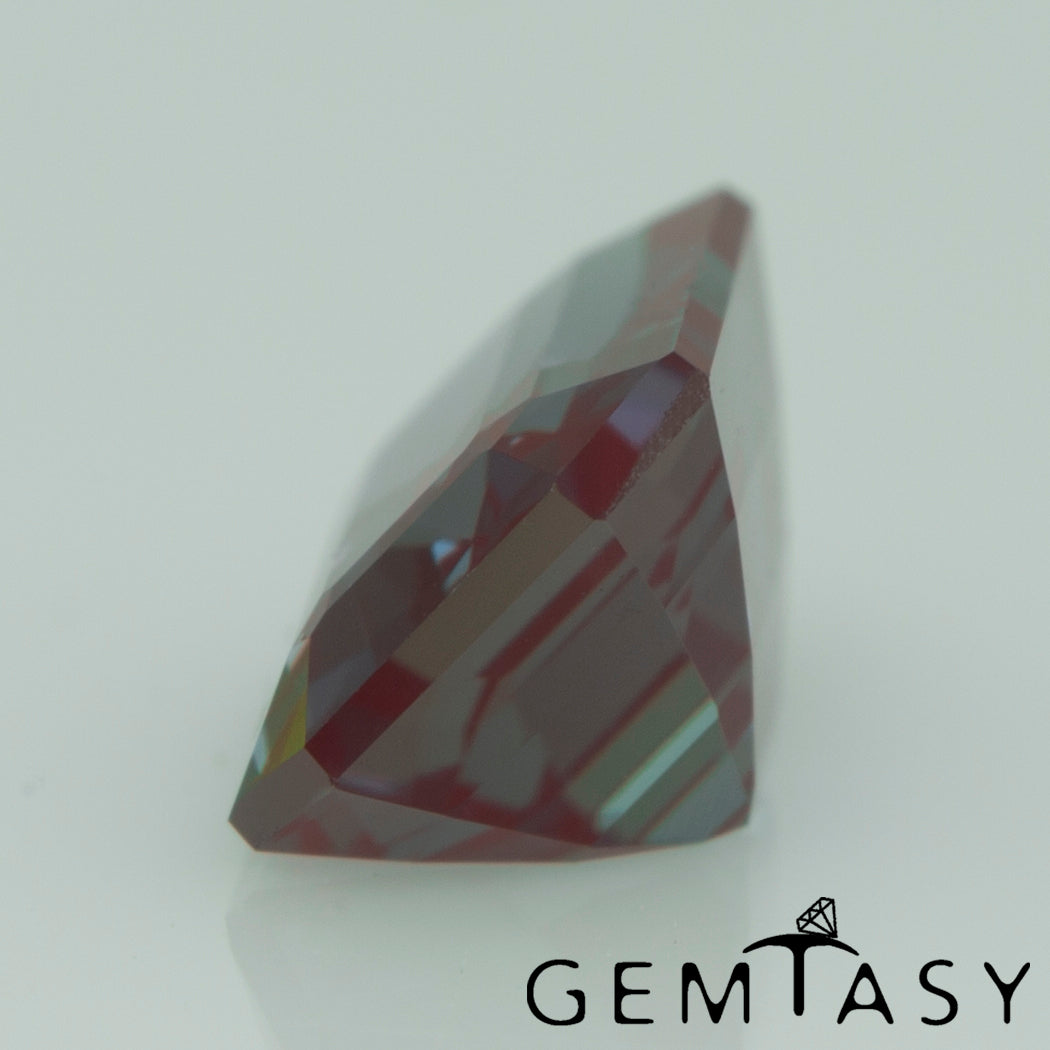 Cut stone - Alexandrite Czochralski (Pulled) lab grown, facet Octagon 7x5mm 0.95-1.17ct