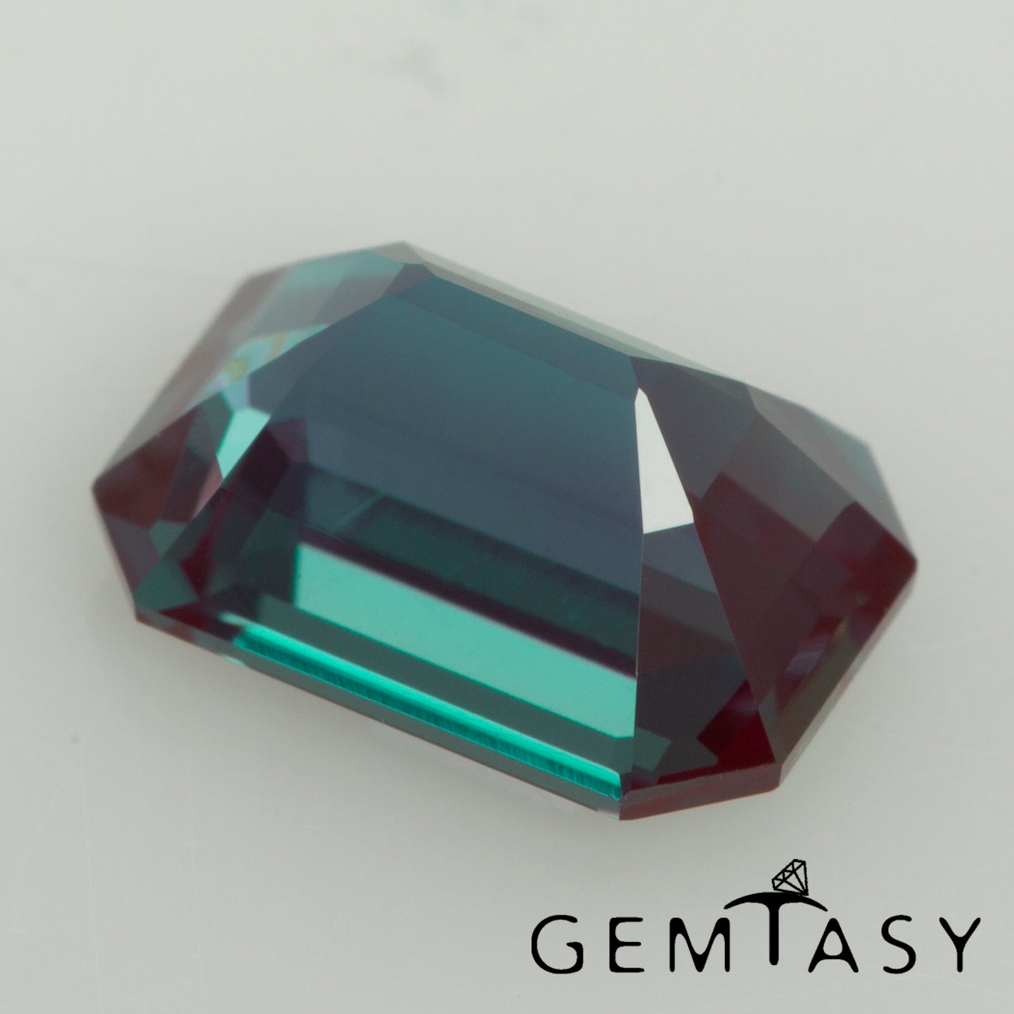 Cut stone - Alexandrite Czochralski (Pulled) lab grown, facet Octagon 7x5mm 0.95-1.17ct