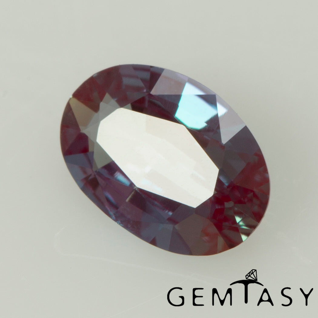 Cut stone - Alexandrite Czochralski (Pulled) lab grown, facet Oval 5.5x3.5mm 0.29ct