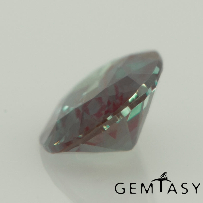 Cut stone - Alexandrite Czochralski (Pulled) lab grown, facet Oval 5.5x3.5mm 0.29ct