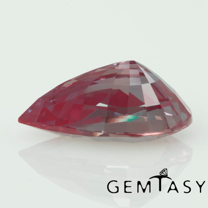 Piedra tallada - Alejandrita Czochralski (Extraída) cultivada en laboratorio, facetada Pera 12x8mm 3,41-3,94ct