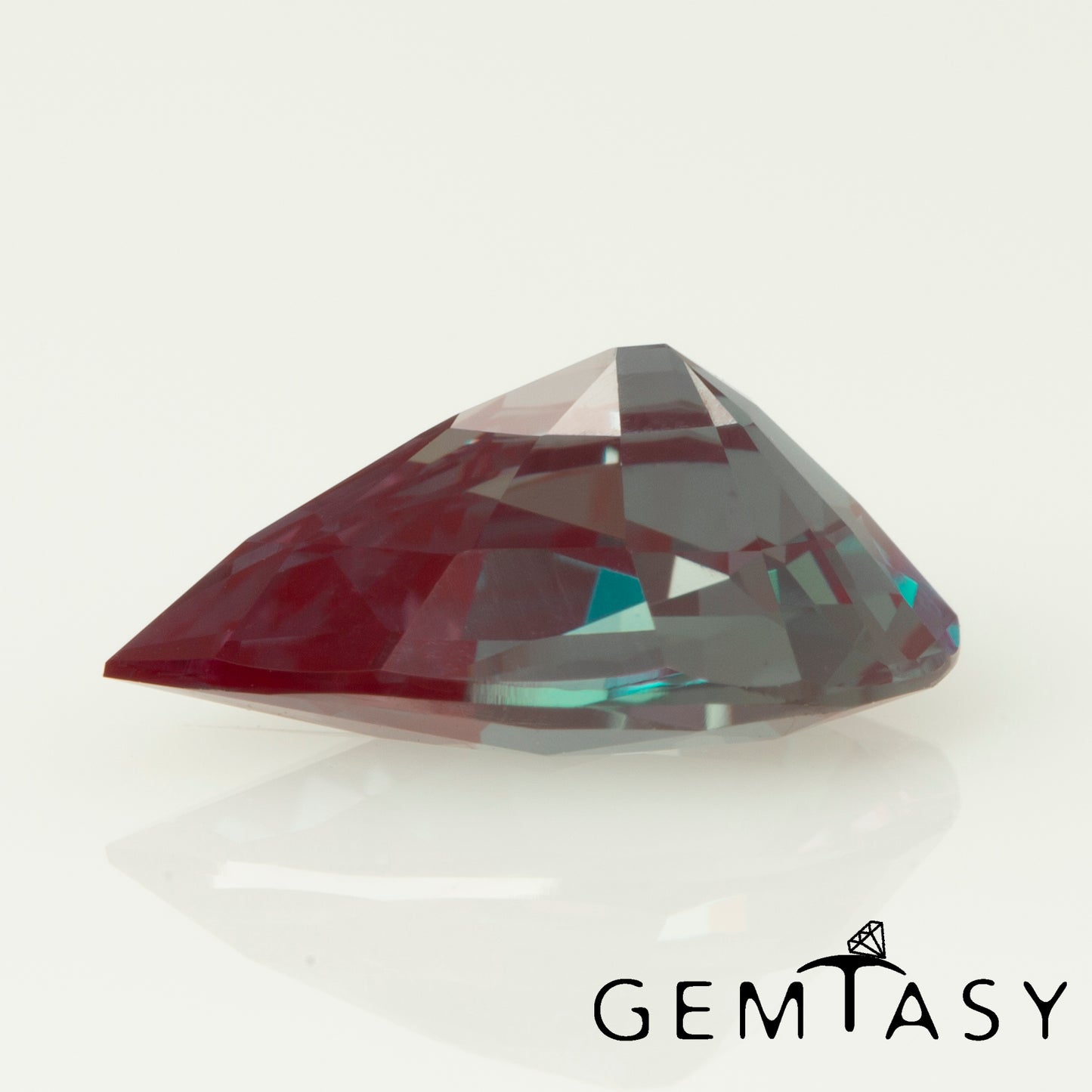 Cut stone - Alexandrite Czochralski (Pulled) lab grown, facet Pear 9x6mm 1.33-1.52ct