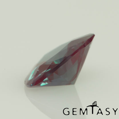 Cut stone - Alexandrite Czochralski (Pulled) lab grown, facet Trilliant 6x6x6mm 0.55ct