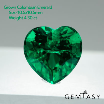 Cut stone - Emerald Colombian hydrothermal lab grown, facet Heart 10.5x10.5mm 4.30ct