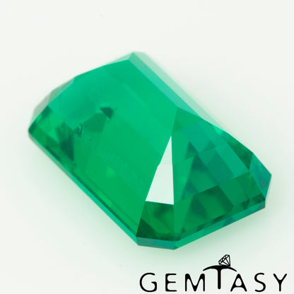 Cut stone - Emerald Colombian hydrothermal lab grown, facet Octagon 11x7mm 2.20-2.61ct