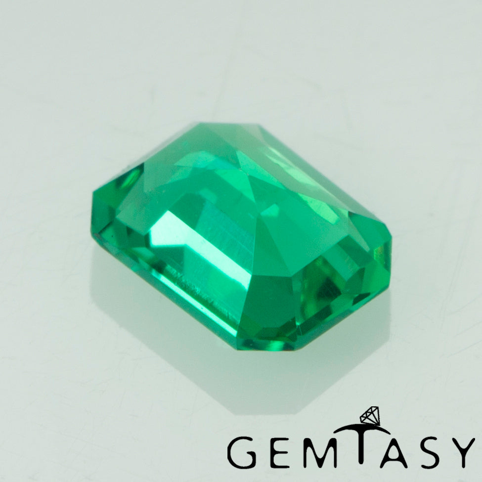 Piedra tallada - Esmeralda cultivada en laboratorio hidrotermal colombiano, faceta Octágono 4x3mm 0,13-0,16ct