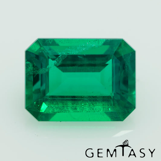 Cut stone - Emerald Colombian hydrothermal lab grown, facet Octagon 8x6mm 1.31-1.34ct