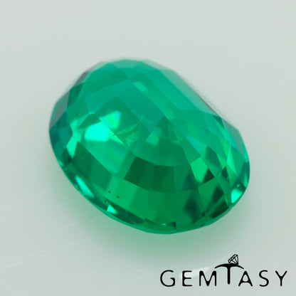 Cut stone - Emerald Colombian hydrothermal lab grown, facet Oval 9x7mm 1.70-1.75ct