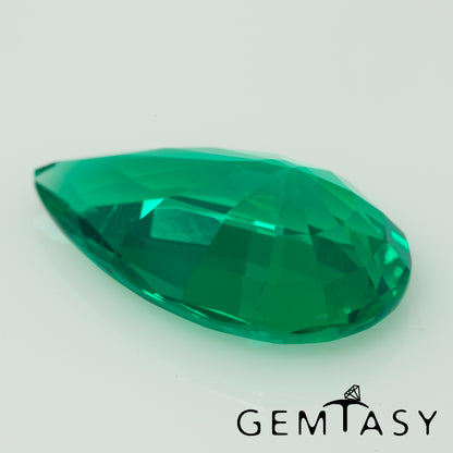 Cut stone - Emerald Colombian hydrothermal lab grown, facet Pear 17x10mm 5.22-5.28ct