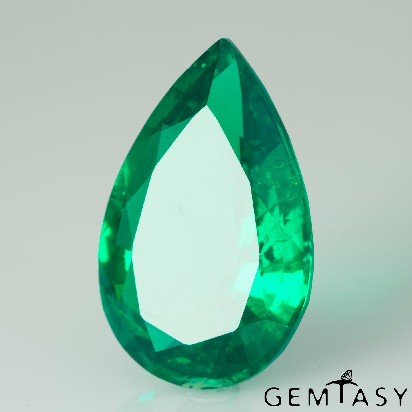 Cut stone - Emerald Colombian hydrothermal lab grown, facet Pear 22x14mm 13.32-3.40ct