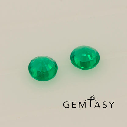 Cut stone - Emerald Colombian hydrothermal lab grown, facet Round 4mm 0.55ct (pair)