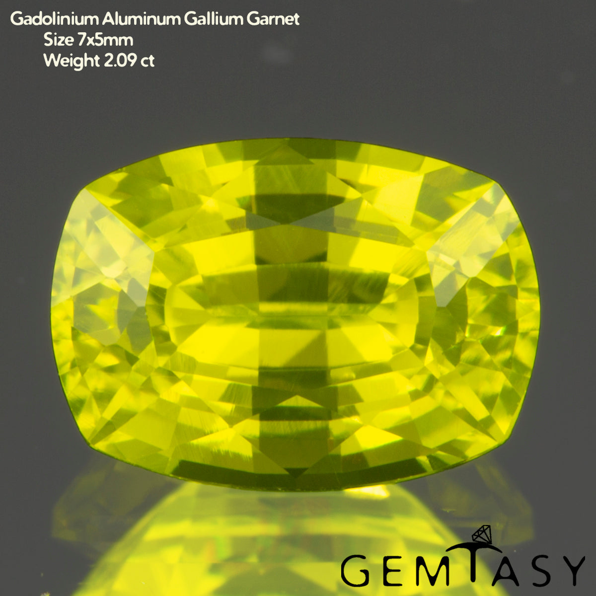 Piedra tallada - GAGG Amarillo neón Czochralski (Extraído) cultivado en laboratorio, facetado Cojín 7x5mm 1.91-2.19ct