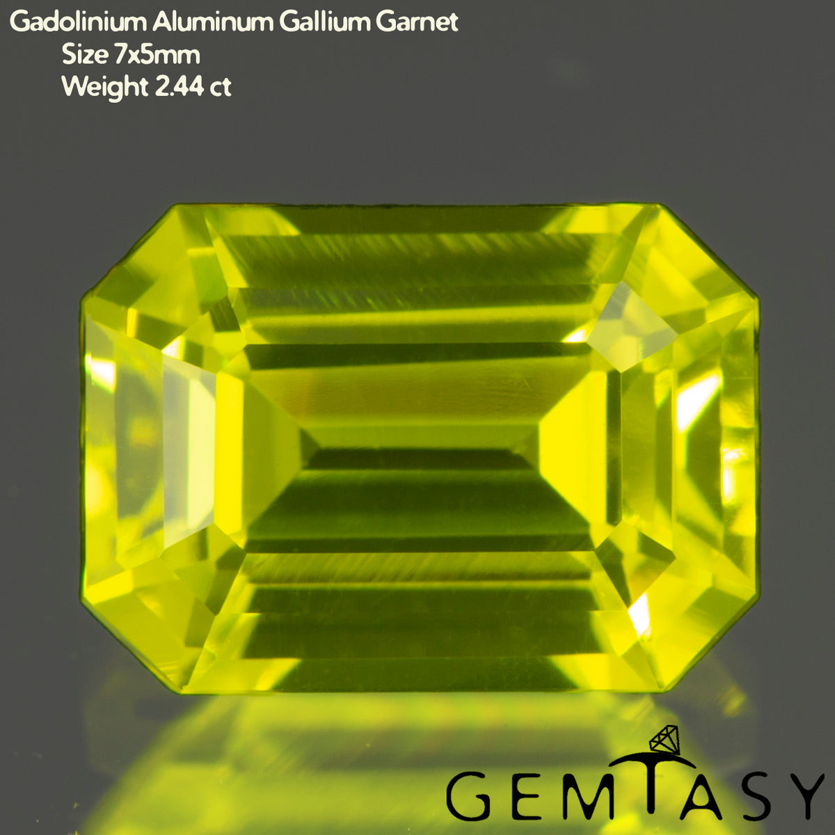 Geschliffener Stein – GAGG Neongelb, Czochralski-Verfahren (gezogen), im Labor gezüchtet, Schliff: Oktagon, 7x5mm, 2.31-2.68ct