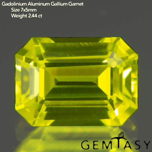 Pietra tagliata - GAGG Giallo neon coltivato in laboratorio con metodo Czochralski (tirato), taglio Ottagono 7x5mm 2.31-2.68ct