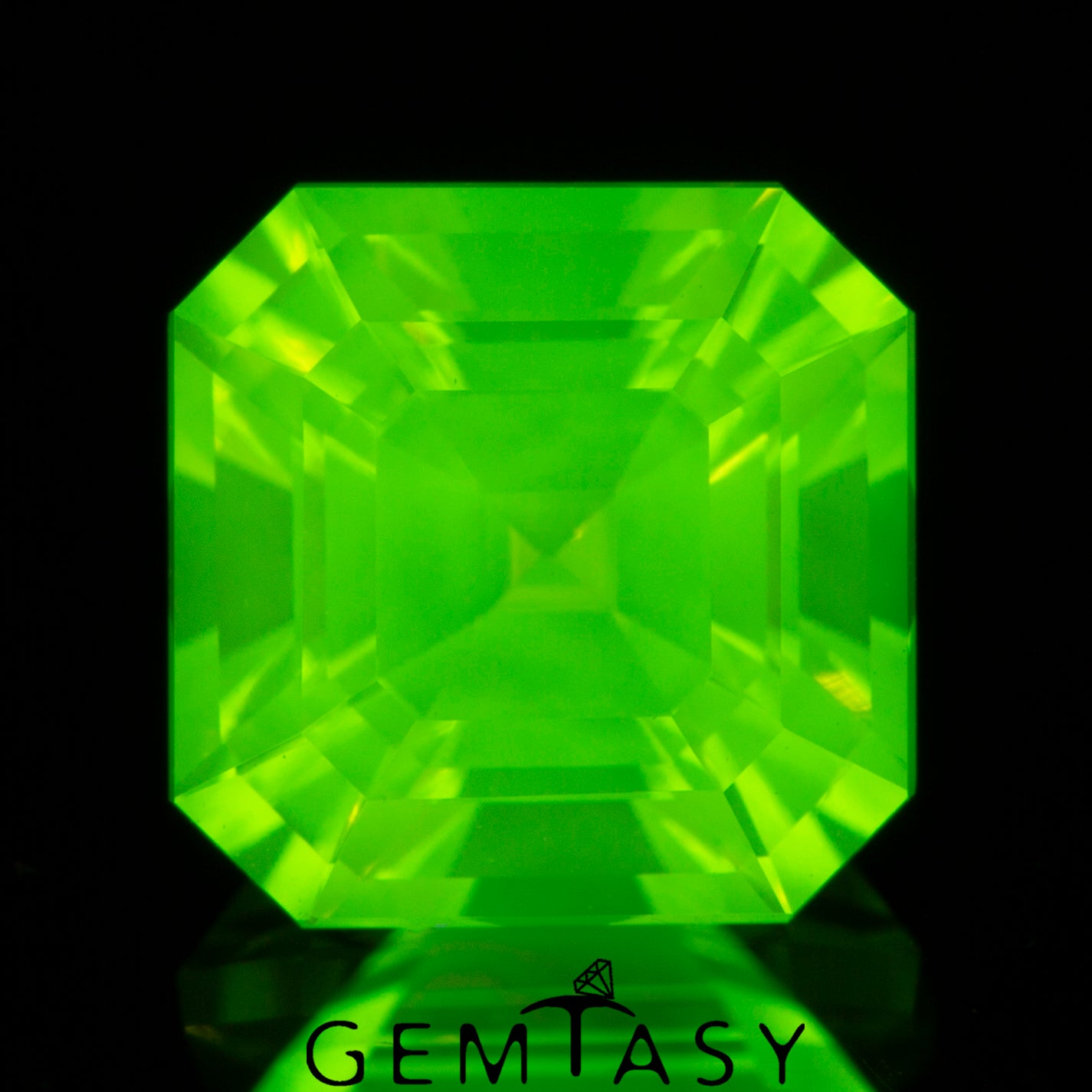 Cut stone - LuAG Yellow neon Czochralski (Pulled) lab grown, facet Octagon 6x6mm 2.03-2.57ct