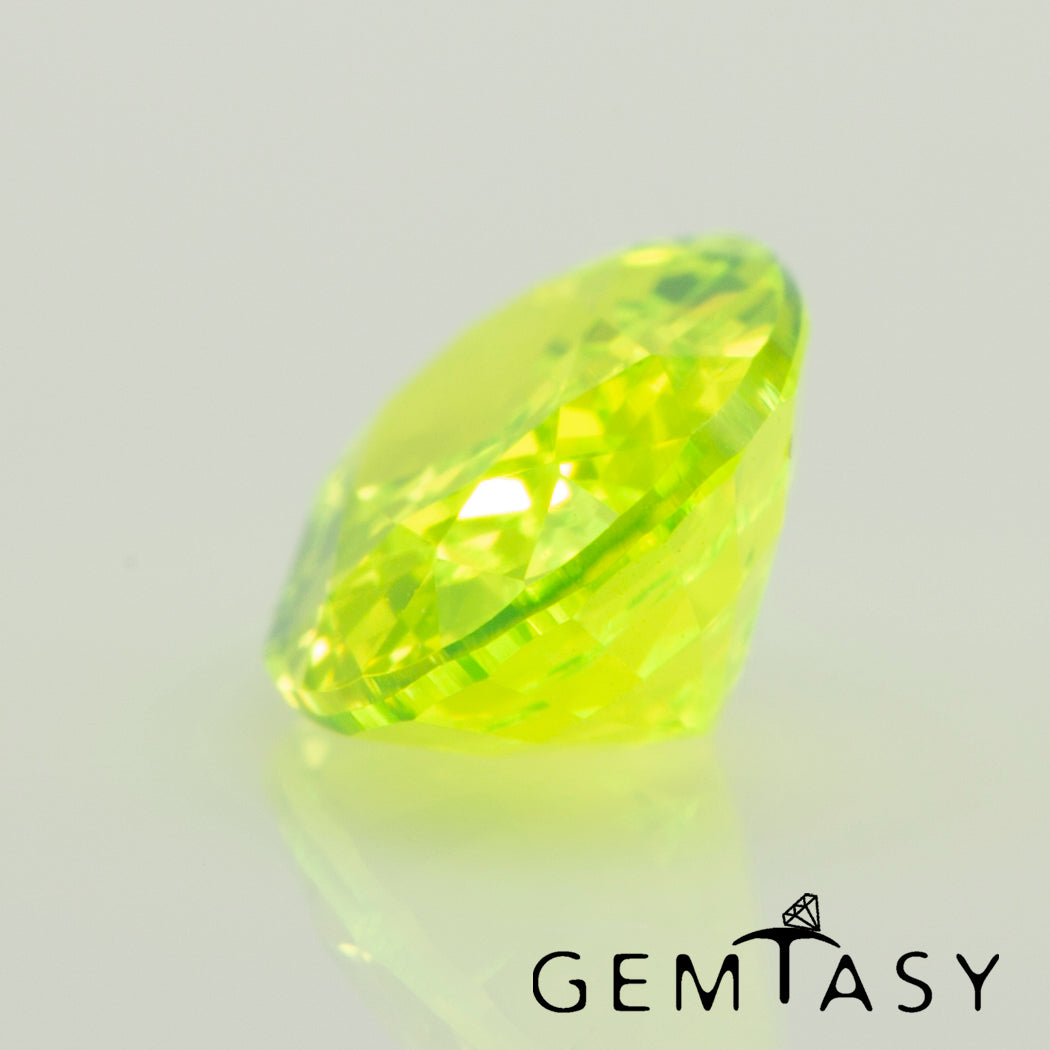 Cut stone - LuAG Yellow neon Czochralski (Pulled) lab grown, facet Oval 7x5mm 1.62-1.84ct