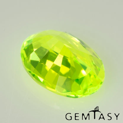 Pierre taillée - LuAG Jaune fluo Czochralski (Tiré) cultivé en laboratoire, facette Ovale 7x5mm 1,62-1,84ct