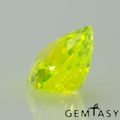 Cut stone - LuAG Yellow neon Czochralski (Pulled) lab grown, facet Trilliant 6x6x6mm 1.54-1.67ct