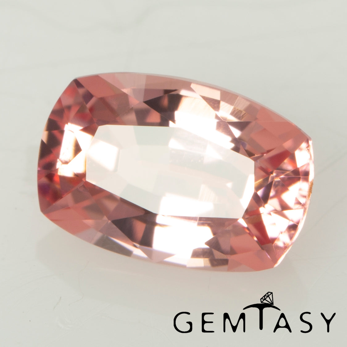 Cut stone - Sapphire Padparadscha Czochralski (Pulled) lab grown, facet Cushion 6x4mm 0.59-0.72ct