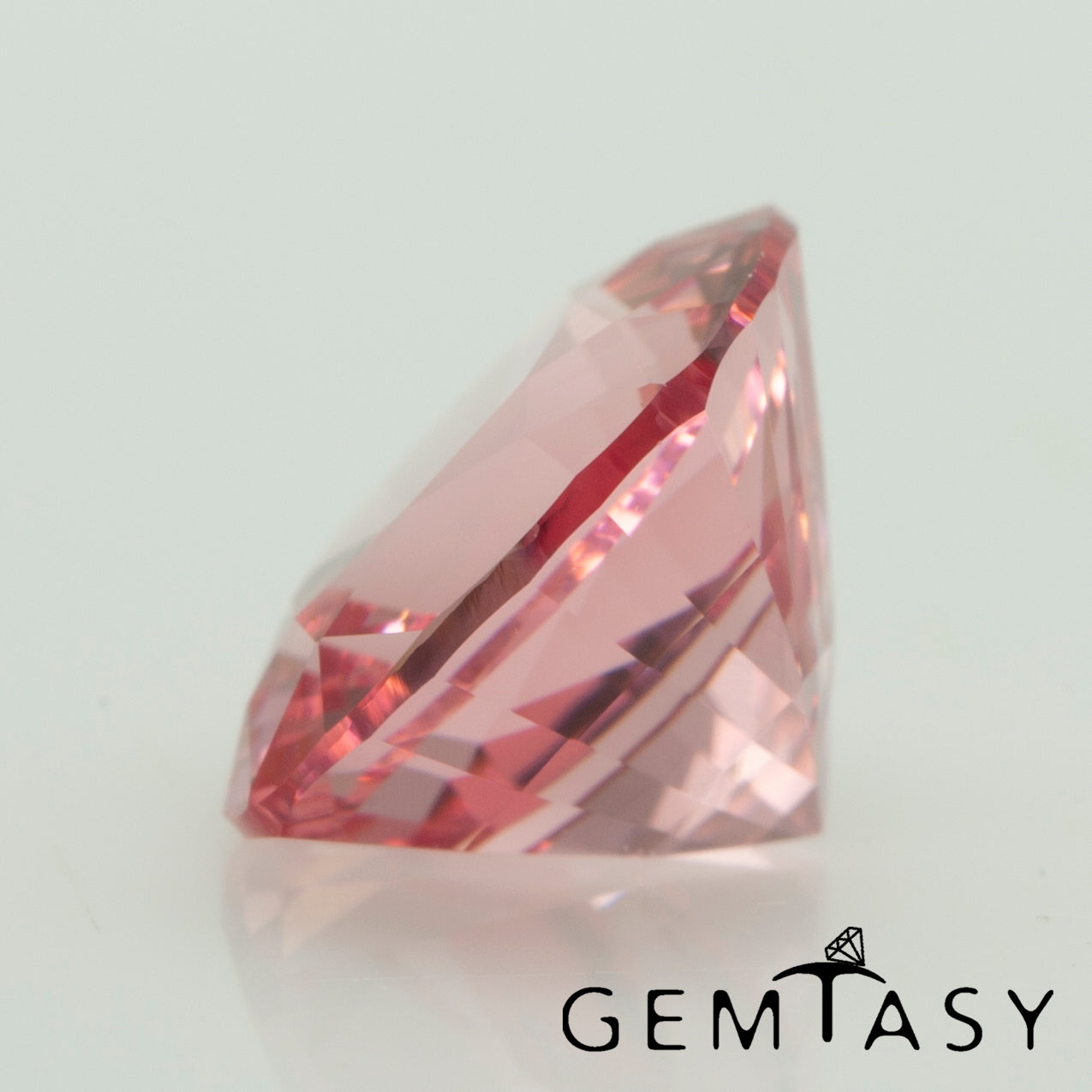 Cut stone - Sapphire Padparadscha Czochralski (Pulled) lab grown, facet Cushion 8x8mm 2.62-3.34ct