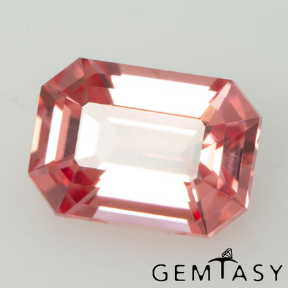Cut stone - Sapphire Padparadscha Czochralski (Pulled) lab grown, facet Octagon 7x5mm 1.21-1.54ct