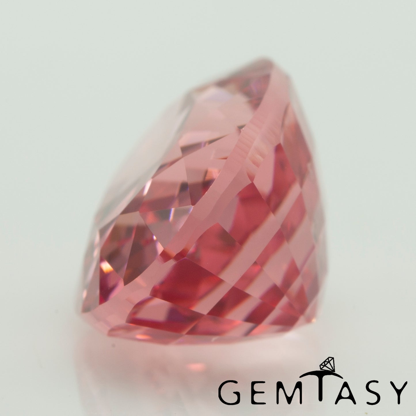 Cut stone - Sapphire Padparadscha Czochralski (Pulled) lab grown, facet Oval 14x10mm 8.82-9.61ct