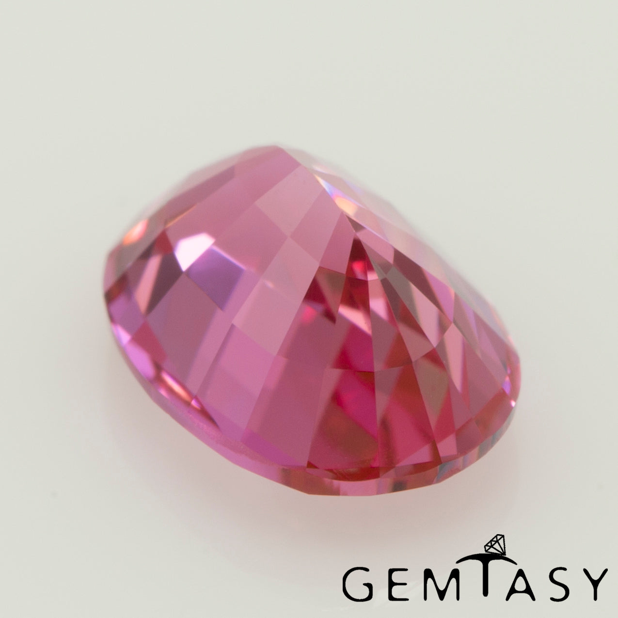 Cut stone - Sapphire Padparadscha Czochralski (Pulled) lab grown, facet Oval 7x5mm 1.00-1.12ct