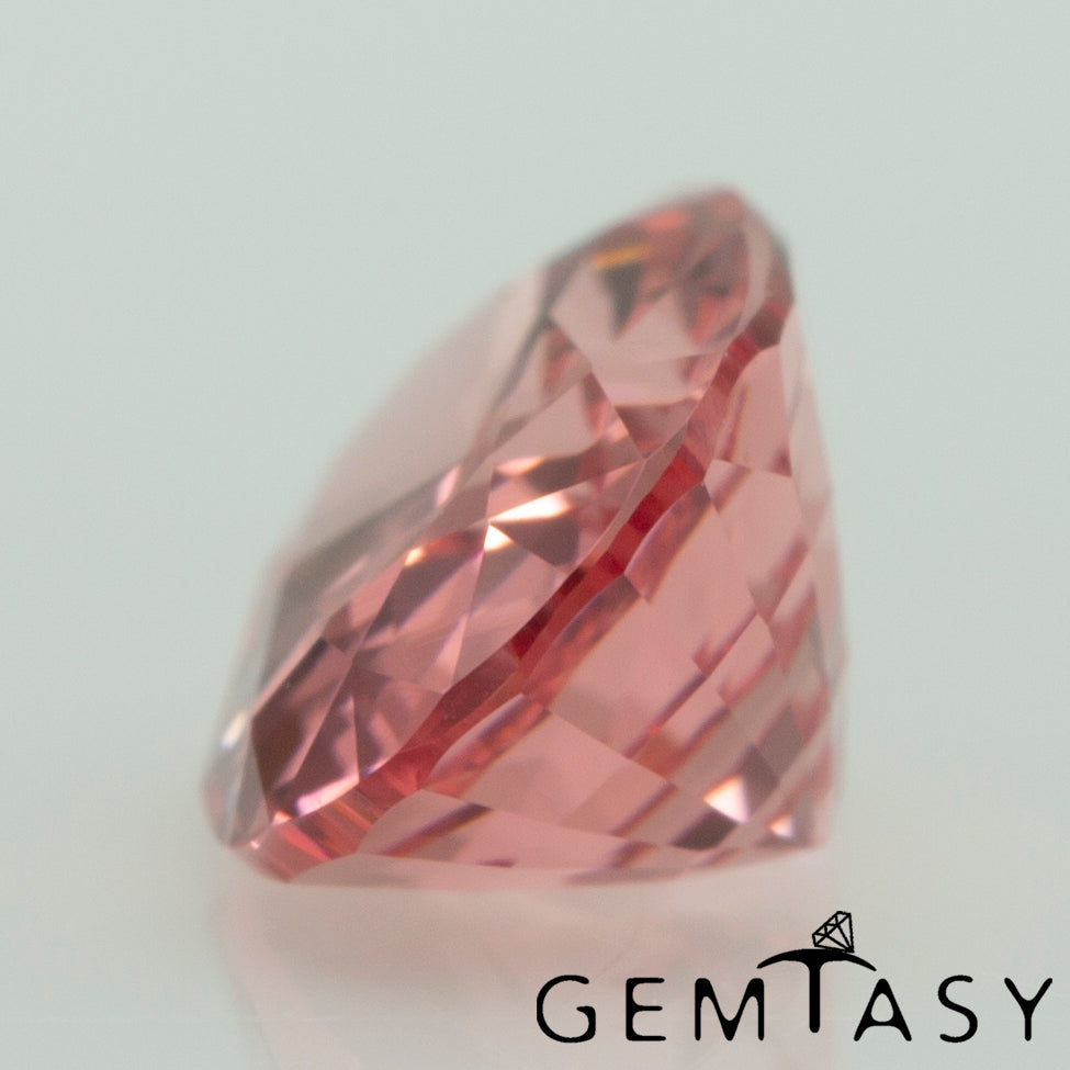 Cut stone - Sapphire Padparadscha Czochralski (Pulled) lab grown, facet Oval 7x5mm 1.04-1.23ct