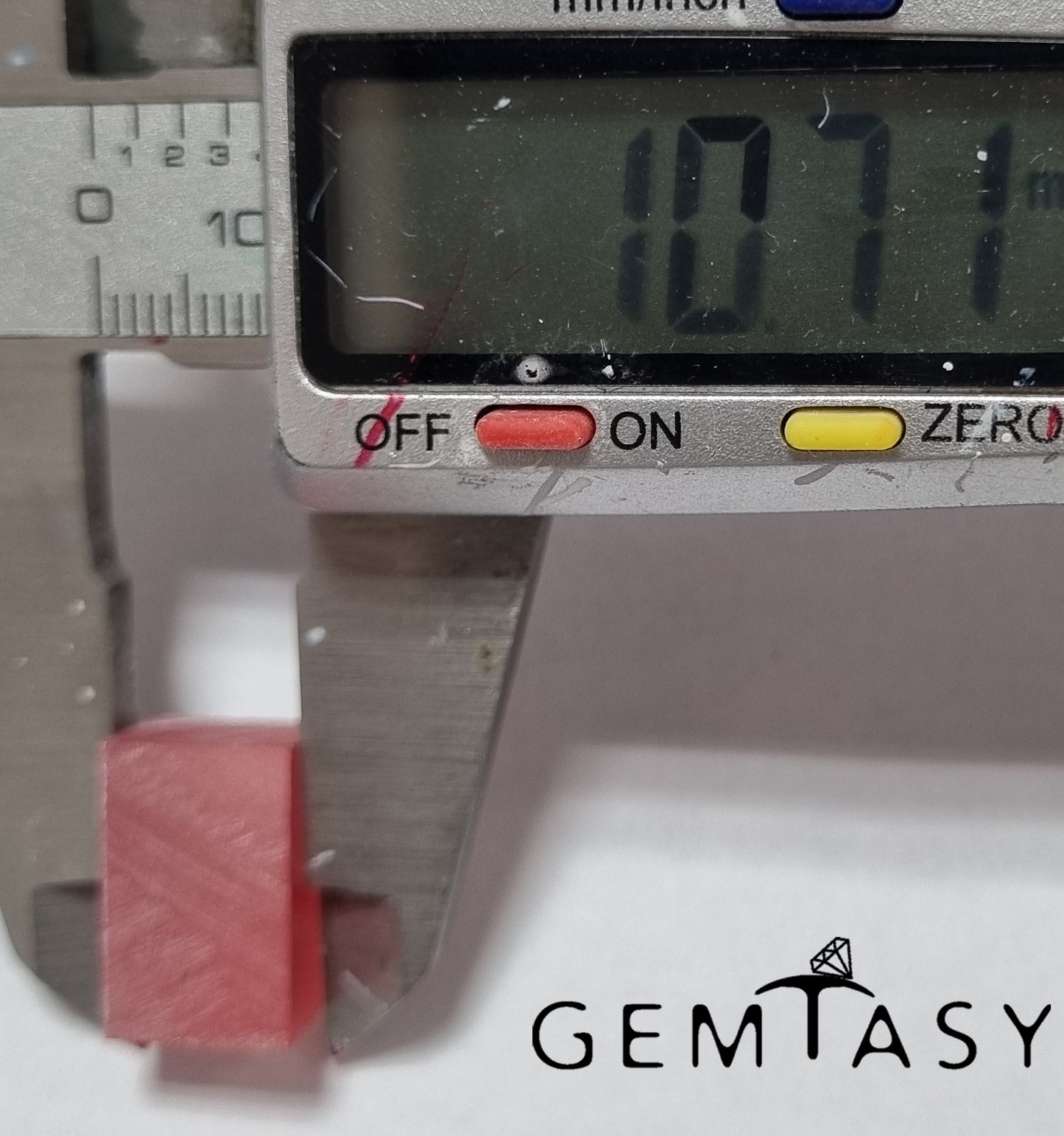 Rough stone for faceting - Sapphire Padparadscha Czochralski (Pulled) lab grown 25-29ct