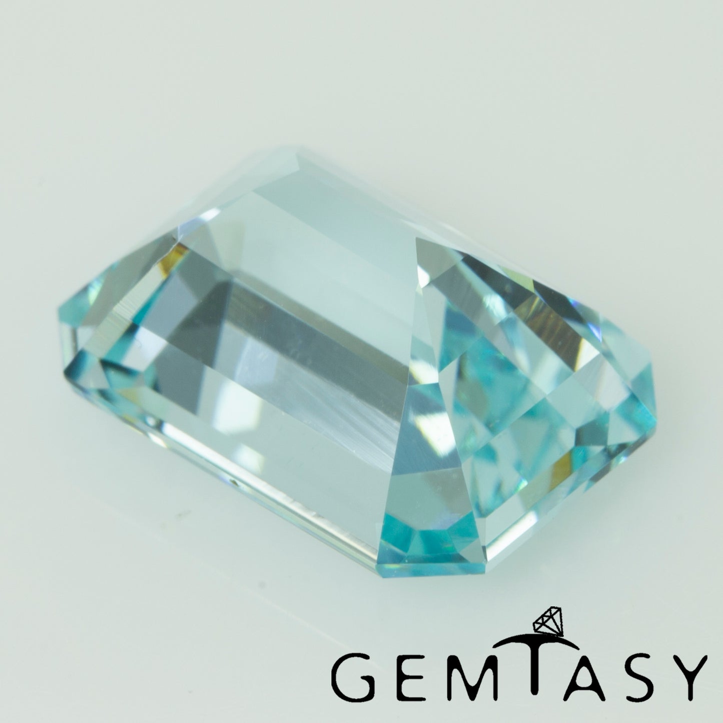 Pierre taillée - Paraiba YAG Czochralski (Tiré) cultivé en laboratoire, facette Octogone 11x8mm 5,49 ct