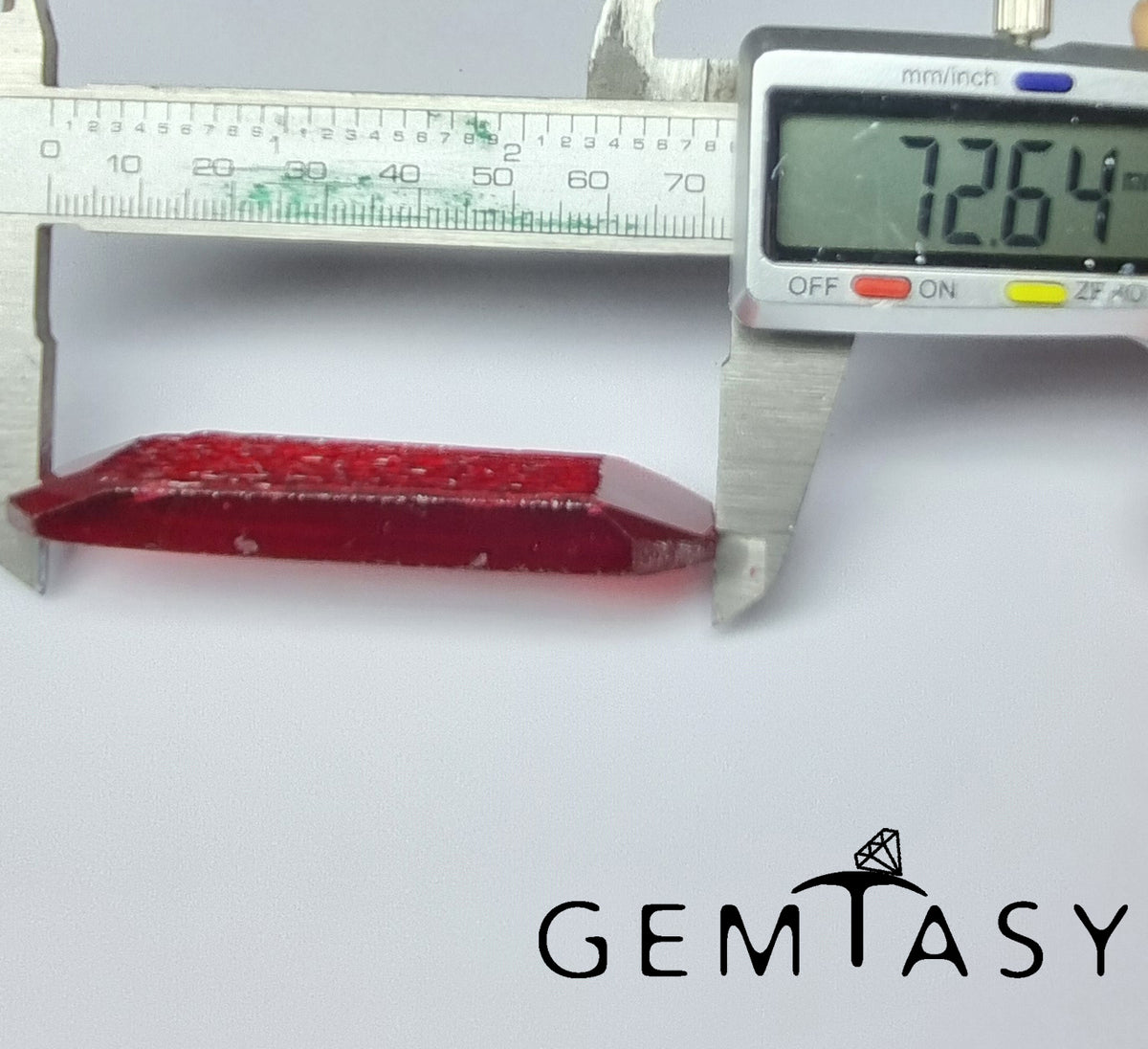 Beryl Rough Cluster Rough stone for faceting - Red Beryl hydrothermal lab grown 151.25ct ...