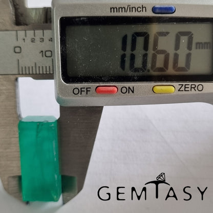 Rough stone for faceting - Emerald Colombian hydrothermal lab grown 29-33ct