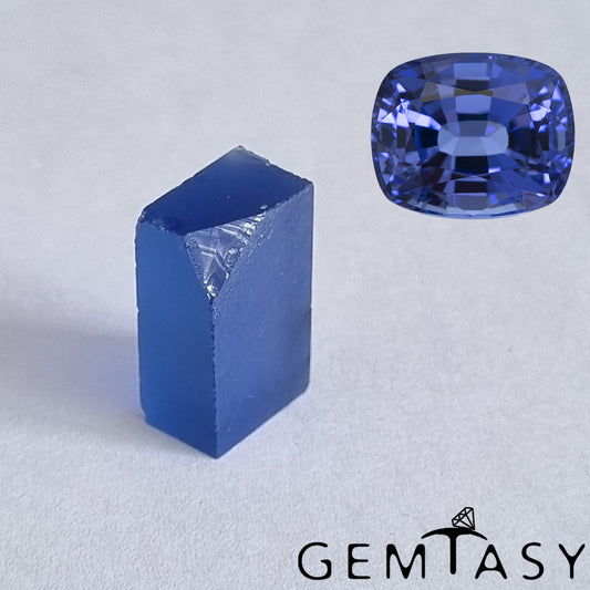 Rough stone for faceting - Sapphire Cornflower Blue Czochralski (Pulled) lab grown 24-26ct