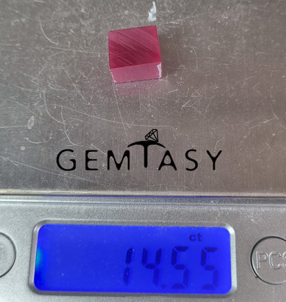 Piedra en bruto para facetar - Alejandrita Czochralski (Extraído) cultivado en laboratorio 13-18ct