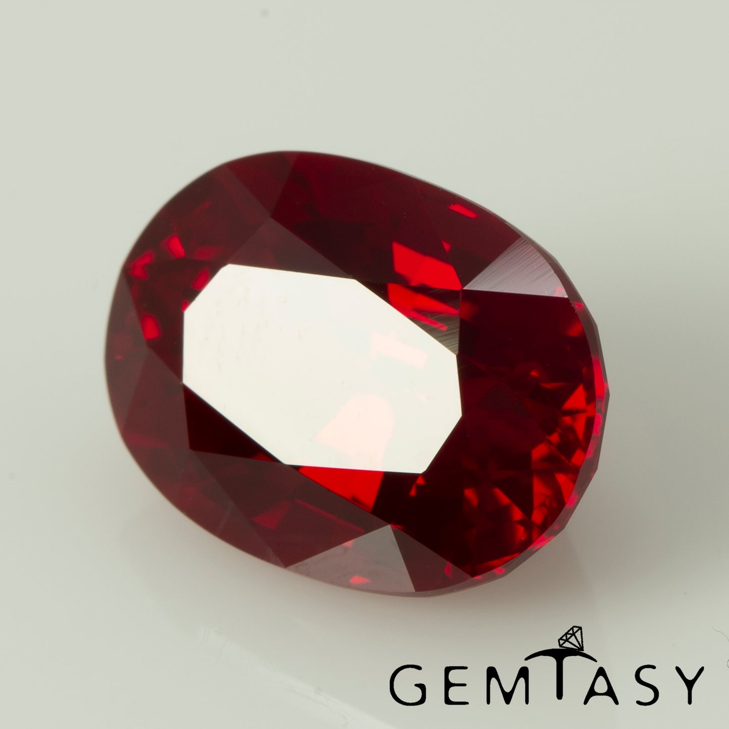 Cut stone - Ruby Pigeon blood Czochralski (Pulled) lab grown, facet Oval 14x10mm 8.97ct