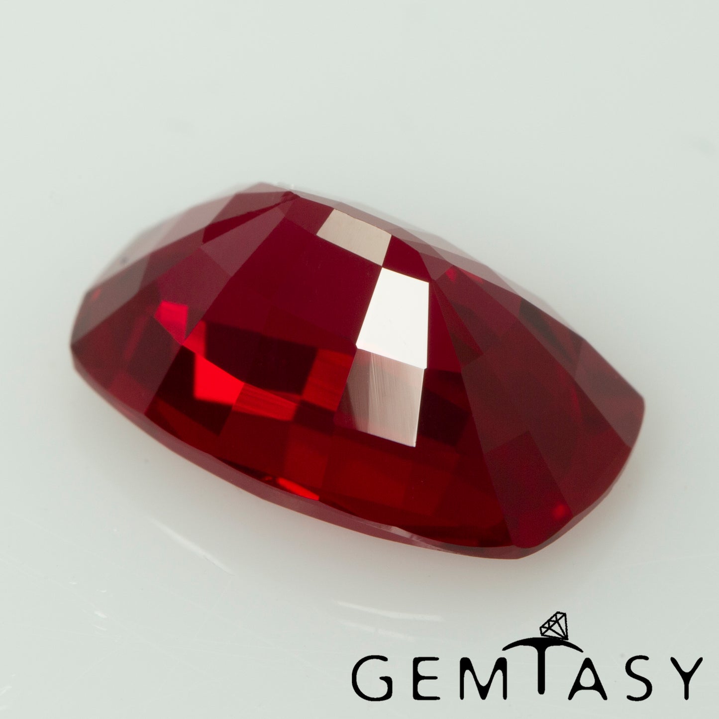 Cut stone - Ruby Pigeon blood Czochralski (Pulled) lab grown, facet Cushion 11x7mm 3.12-3.56ct