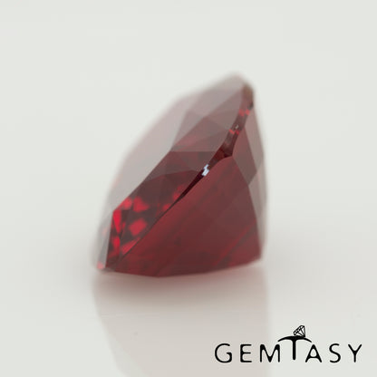 Cut stone - Ruby Pigeon blood Czochralski (Pulled) lab grown, facet Cushion 14x10mm 8.35ct