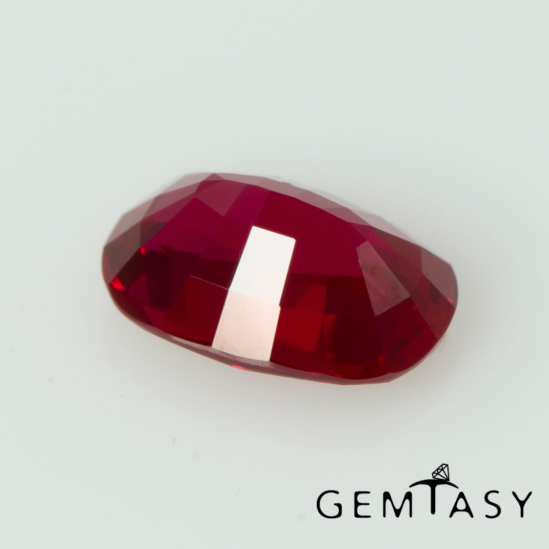 Cut stone - Ruby Pigeon blood Czochralski (Pulled) lab grown, facet Cushion 6x4mm 0.64ct