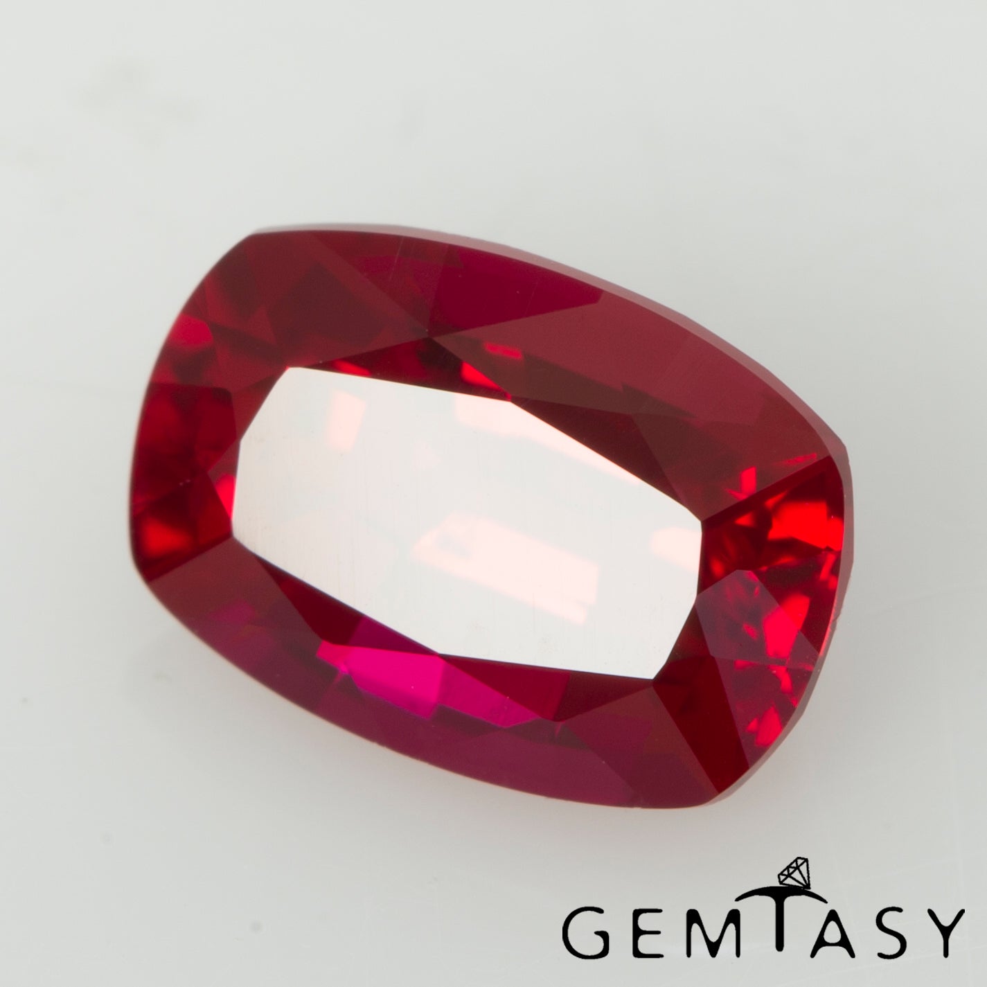 Cut stone - Ruby Pigeon blood Czochralski (Pulled) lab grown, facet Cushion 7x5mm 1.11-1.28ct