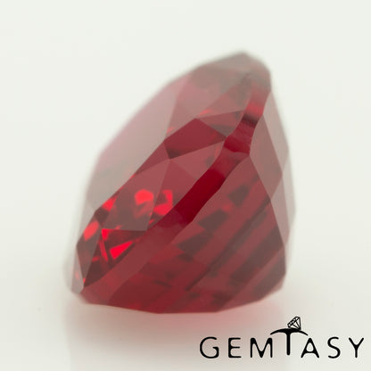 Cut stone - Ruby Pigeon blood Czochralski (Pulled) lab grown, facet Cushion 9x7mm 2.92-3.25ct