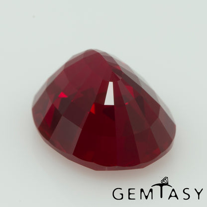 Cut stone - Ruby Pigeon blood Czochralski (Pulled) lab grown, facet Oval 10x8mm 3.74-3.88ct