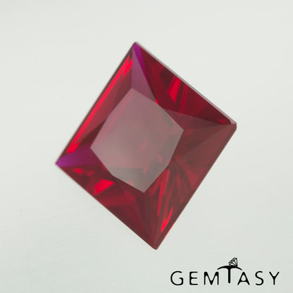 Cut stone - Ruby Pigeon blood Czochralski (Pulled) lab grown, facet Princess 11x11mm 6.65ct